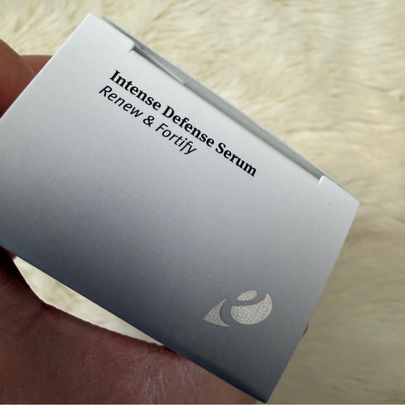 EPIONCE intense defense serum (anti-aging + repair)  30ml/1oz - Picture 6 of 7